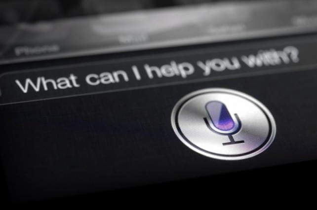 Watch Out, Siri – Google’s Enhanced Voice Search is Coming to The iPhone and iPad [video]