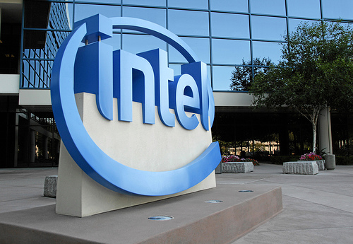 Intel Unveils Personal Cloud Platform for SMBs, Consumers