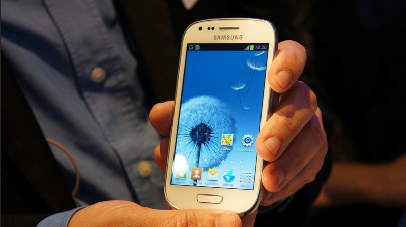 Samsung Galaxy S III Mini Pops Up, Hands-on Video