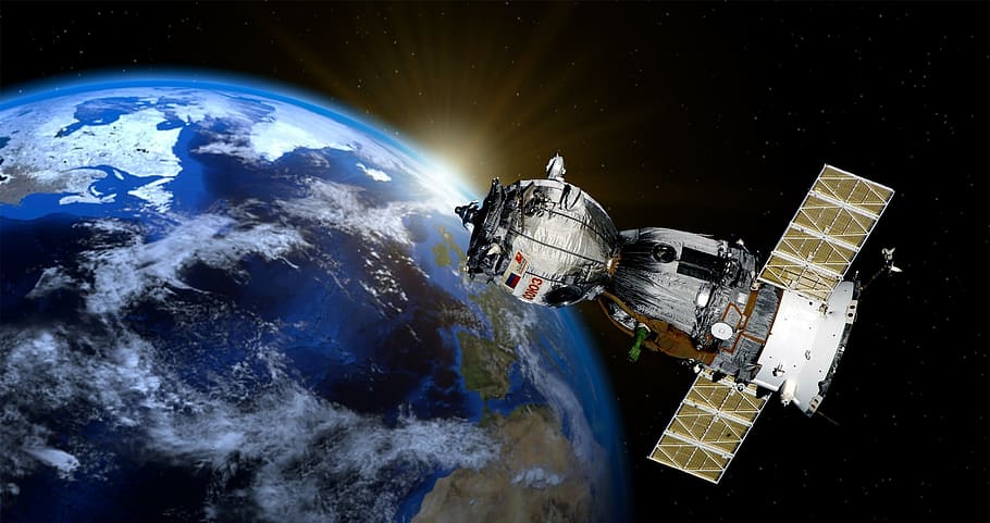 satellite-soyuz-spaceship-space-station